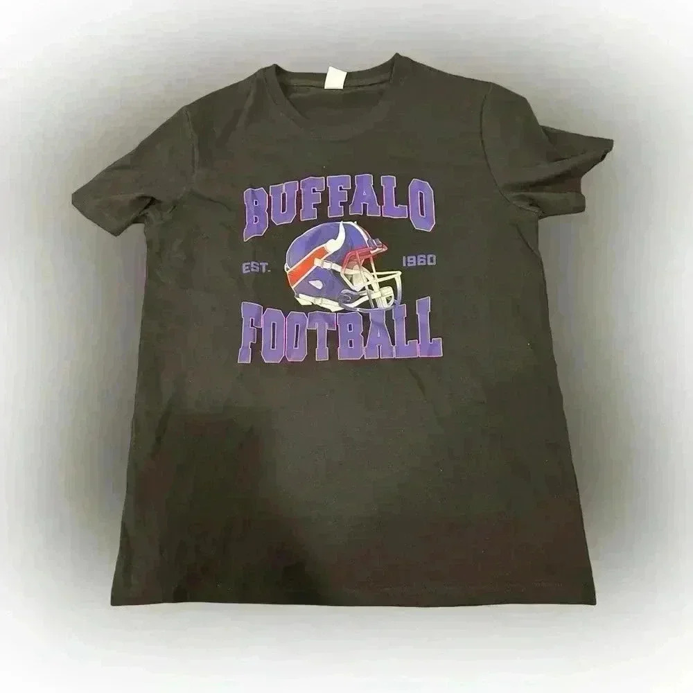 NWOT UNISEX BUFFALO FOOTBALL TEE SIZE SMALL BLACK